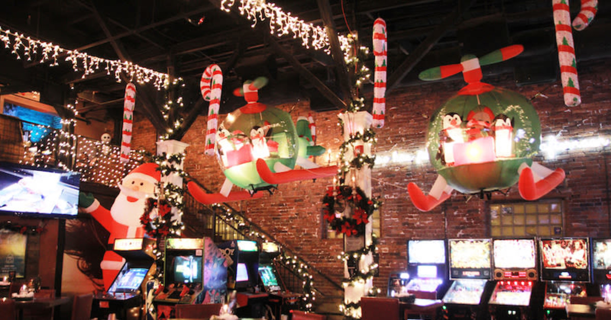 Reindeer Games a Christmas Pop Up Bar in Nashville at
