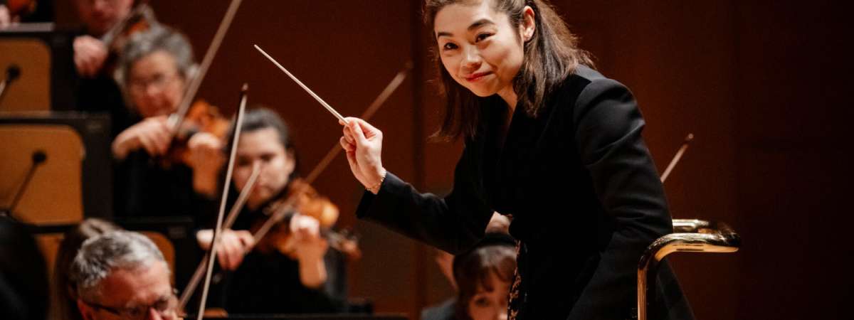 Debussy & Stravinsky with Elim Chan