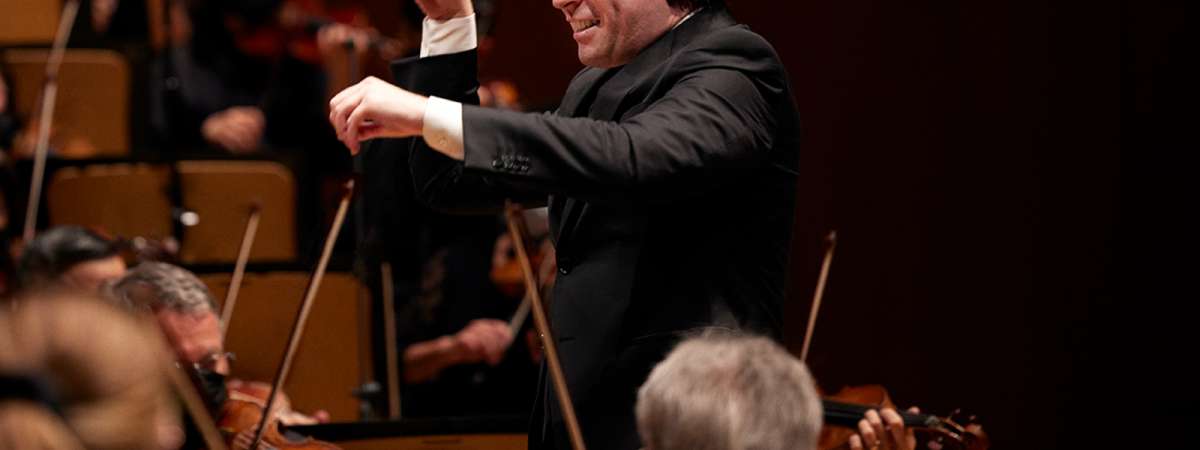 Simply Beethoven: Dudamel Conducts the Fifth Symphony and Piano Concerto No. 4