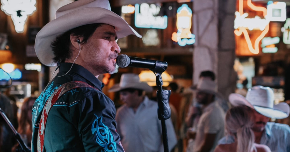 Dean Seltzer and The Redneck Mothers for Texas Music Tuesday
