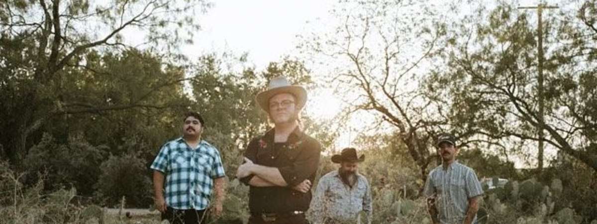 Brokestring Burnett, Walker and the Texas Dangers, Ryker Hall