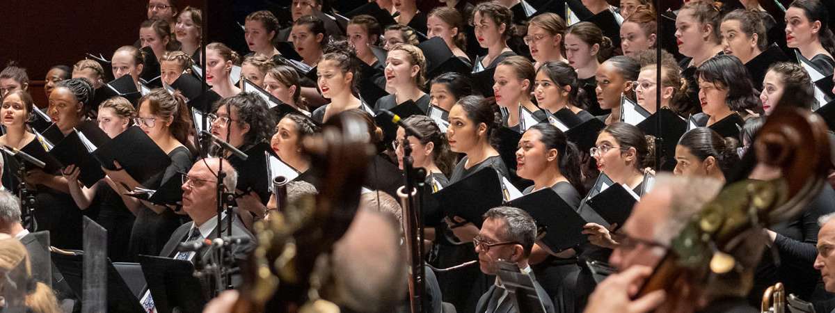 New Jersey Symphony: Neruda Songs & Poulenc’s Gloria