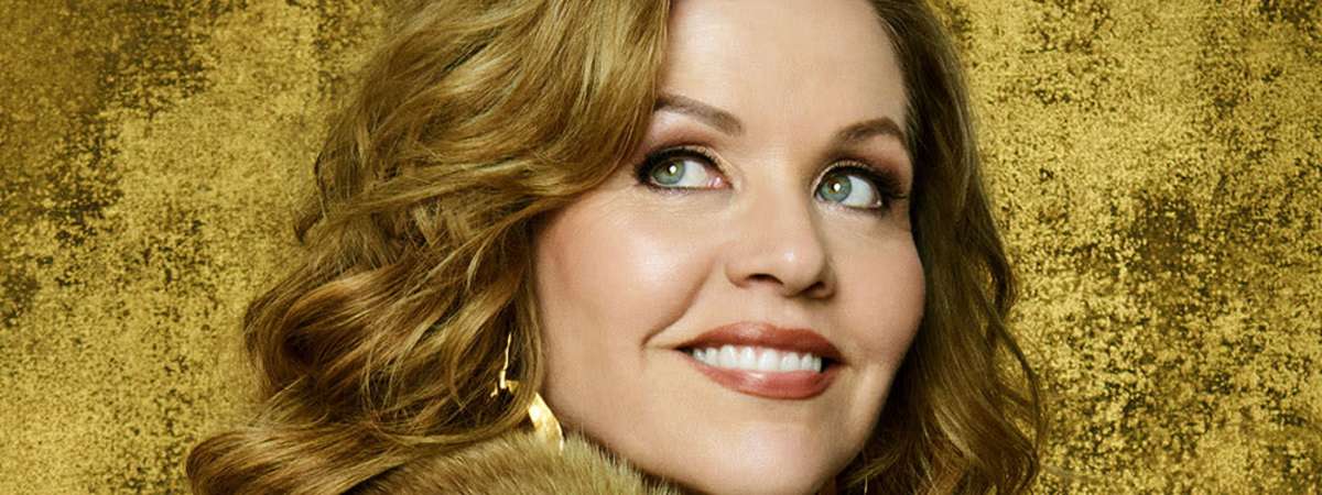 Renée Fleming Sings Strauss
