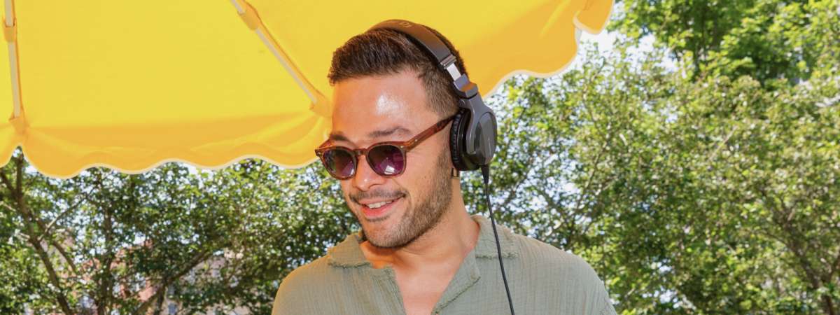 Tunes at Noon – Top 40s Duo