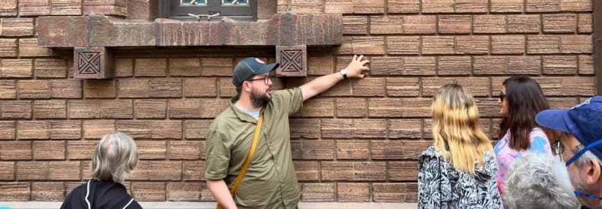 Brick of Chicago Walking Tours