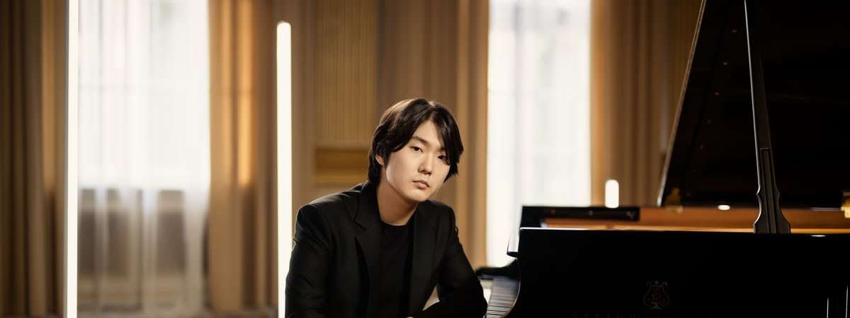 Andris Nelsons conducts Rachmaninoff