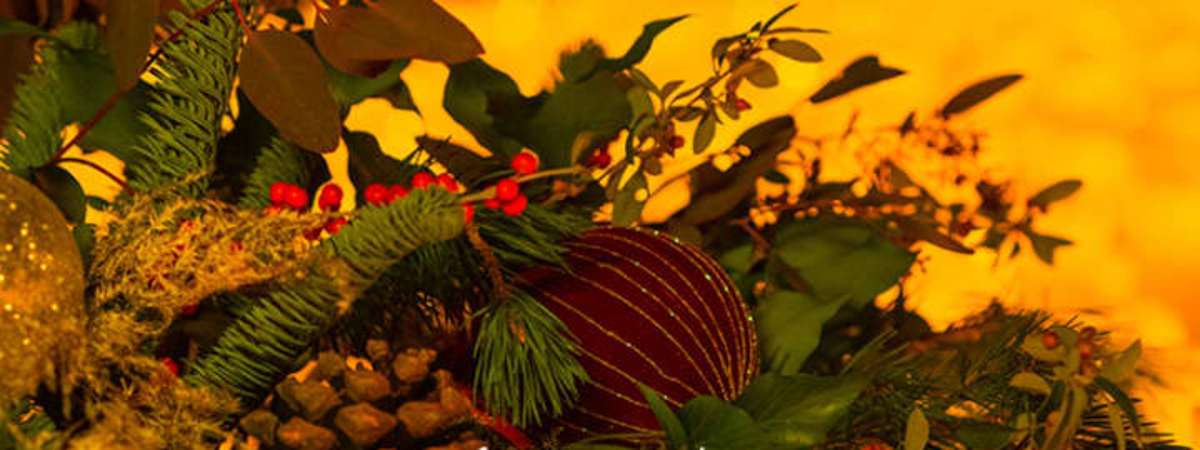 Candlelight: Christmas Classics