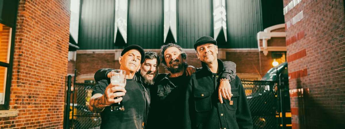 The Bouncing Souls w/ The Suicide Machines