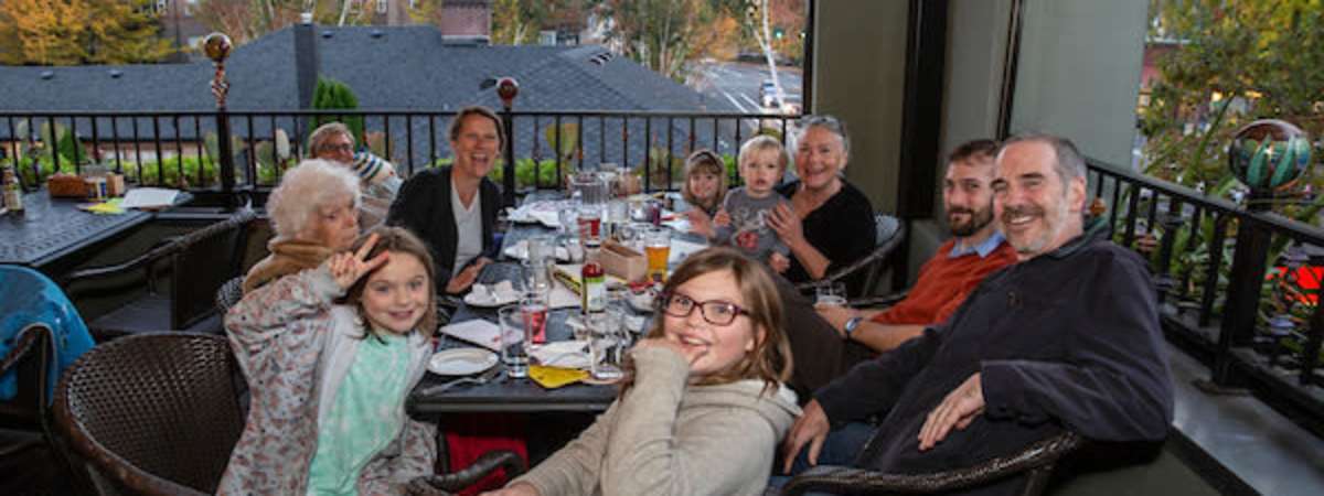 Friends & Family Night, Benefit for Bothell Lady Cougs Basketball