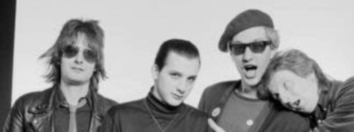 The Damned with Flamin' Groovies & The Courettes