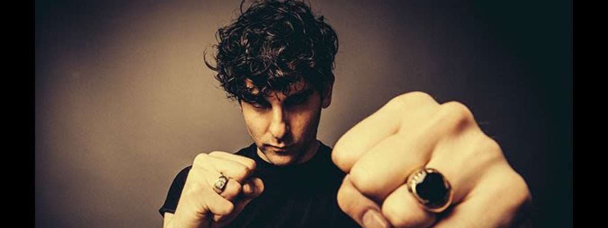 Low Cut Connie