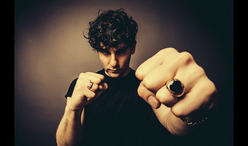 Low Cut Connie