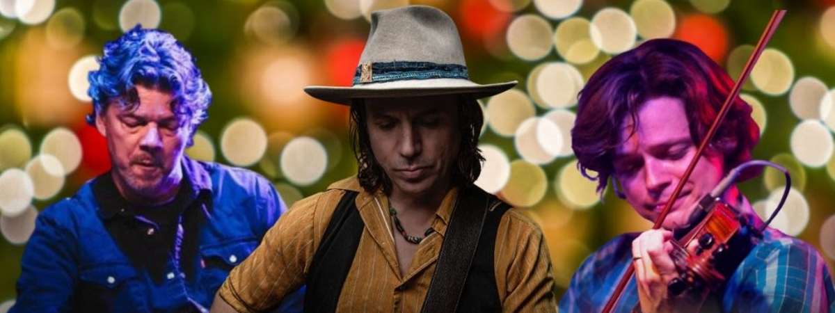 Ian Moore’s Acoustic Family Christmas Show
