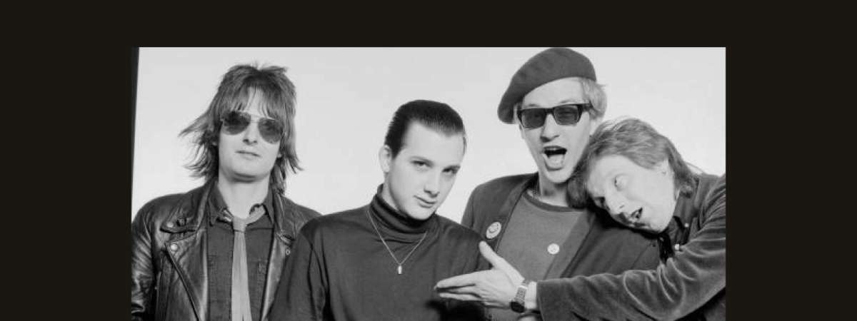 The Damned w/ The Flamin' Groovies, and The Courettes