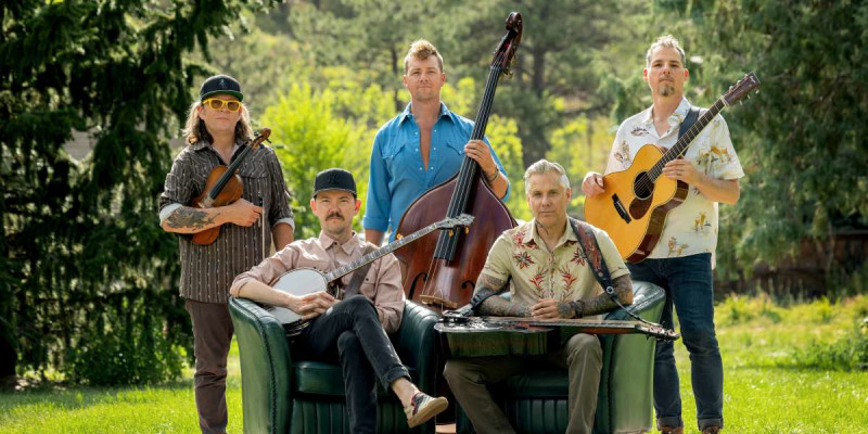 The Infamous Stringdusters