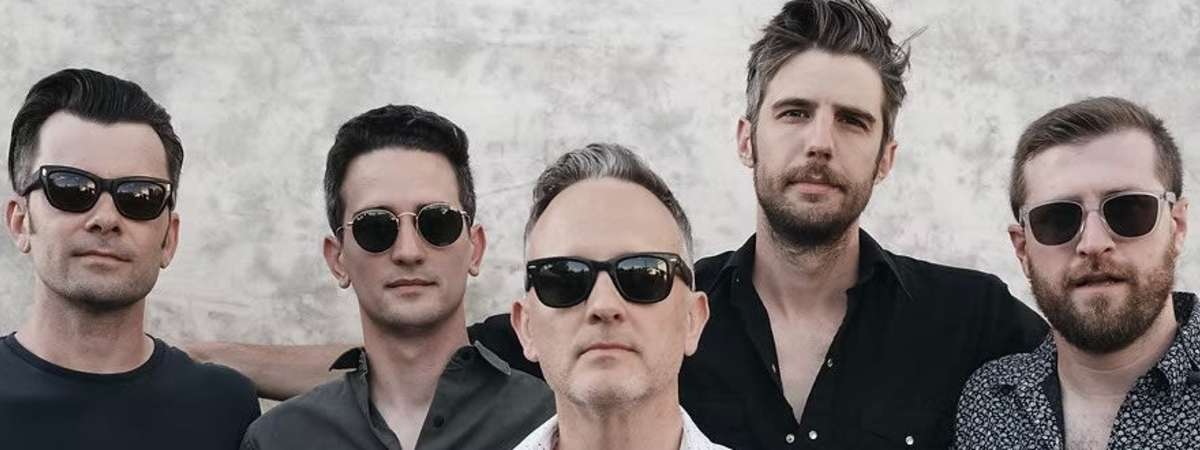 Dave Hause And The Mermaid