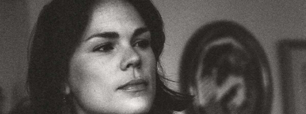 Middle Sister, Julia Minkin, Obliger
