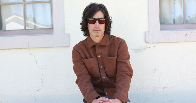 Pete Yorn (solo acoustic)