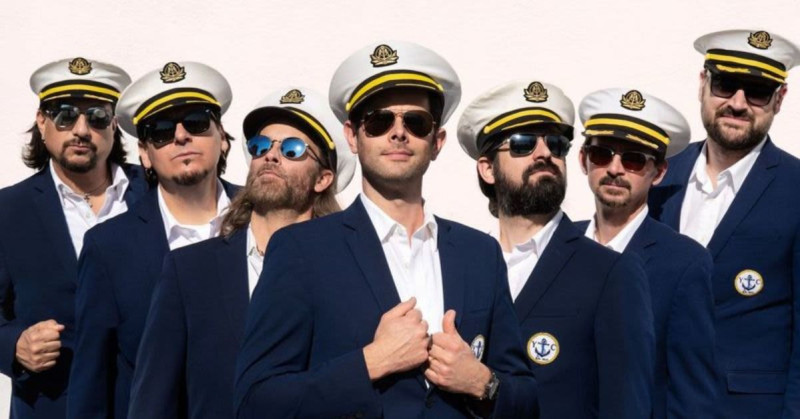 Yachtley Crew