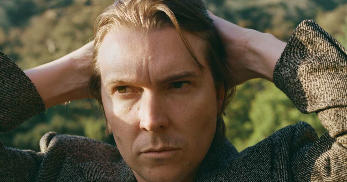 Alex Cameron