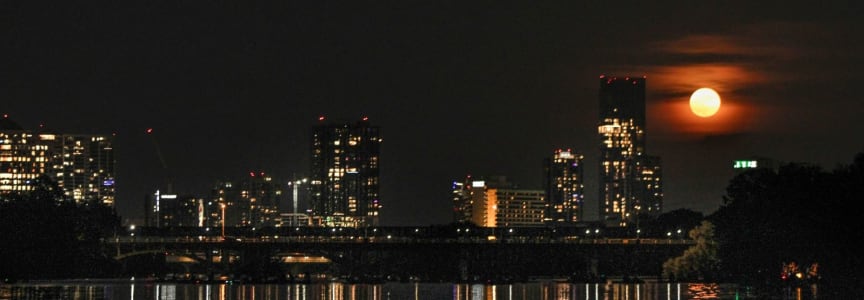 Full Moon Paddle