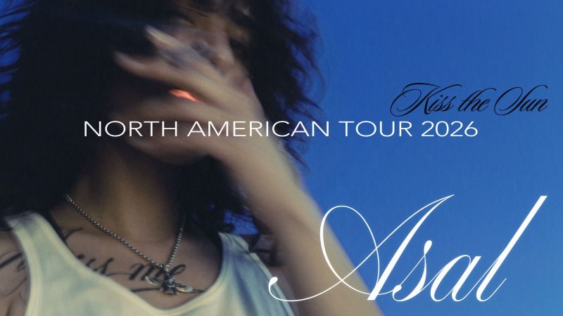 Asal: Kiss the Sun Tour