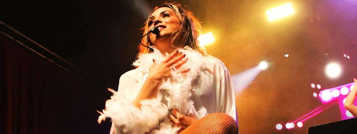 Britney Spears Tribute Band, Toxic