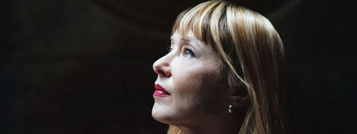 Suzanne Vega