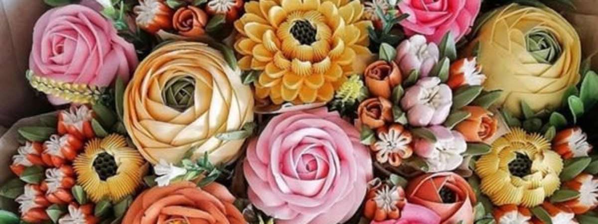 Blossoms Swirls and Swipes: Buttercream Florals