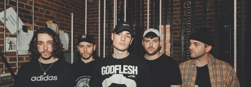 Boston Manor, Spaced
