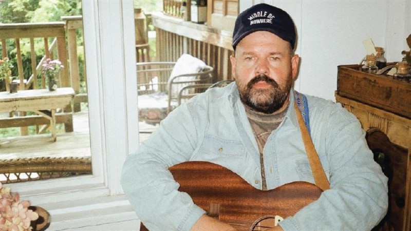 Donovan Woods