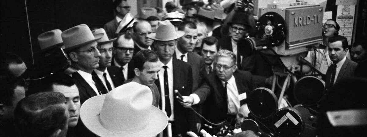 Gallery Talk | 1:00 p.m. | On Assignment at Dallas Police Headquarters