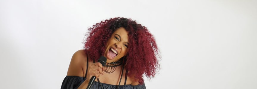 Lady Red Krunk Karaoke3