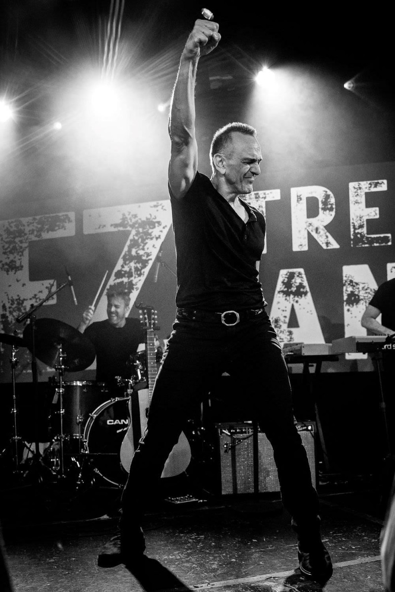 Hank Azaria & The EZ Street Band