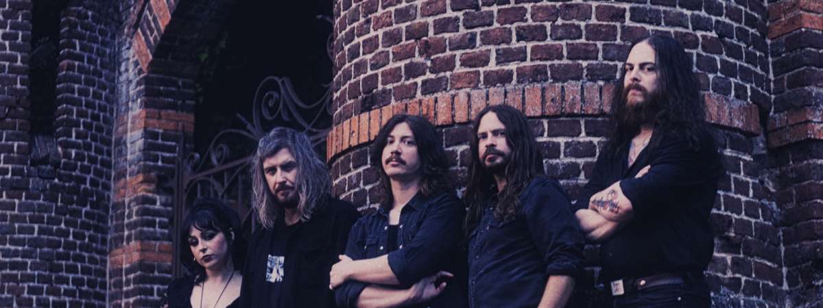 Uncle Acid and the Deadbeats, Messa