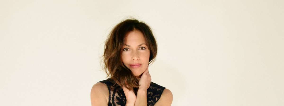 Susanna Hoffs in Concert