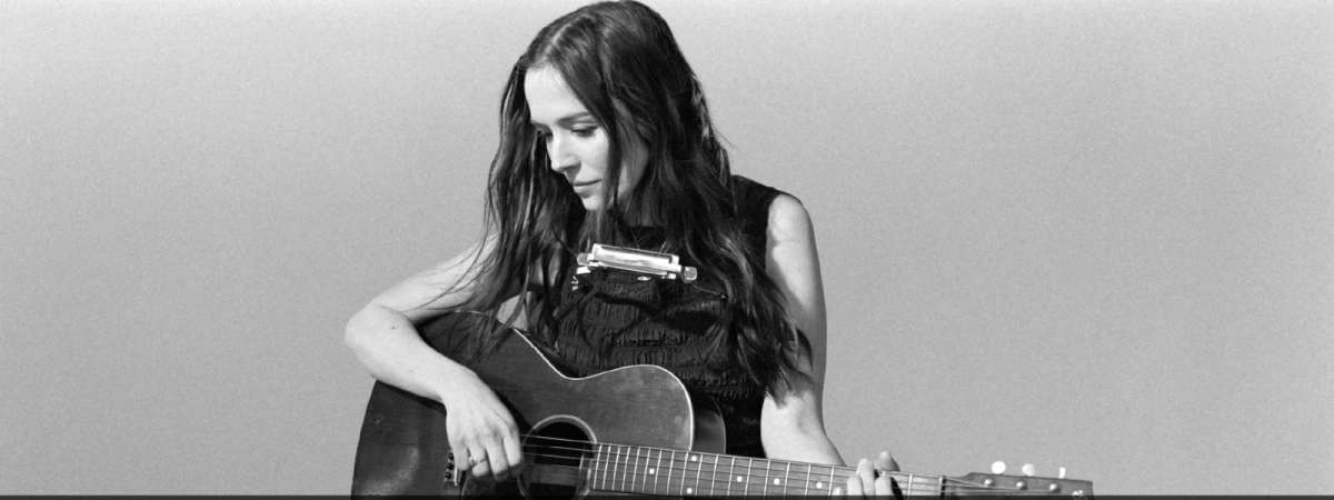 Margaret Glaspy with special guest Olive Klug