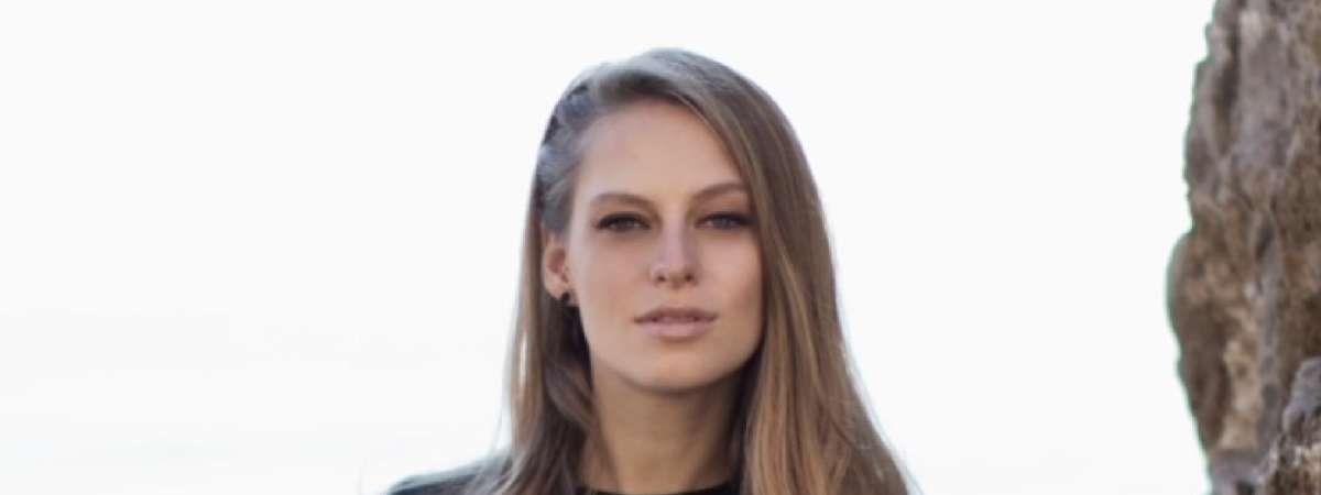 Nora En Pure