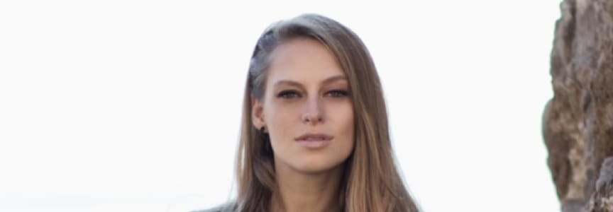 Nora En Pure