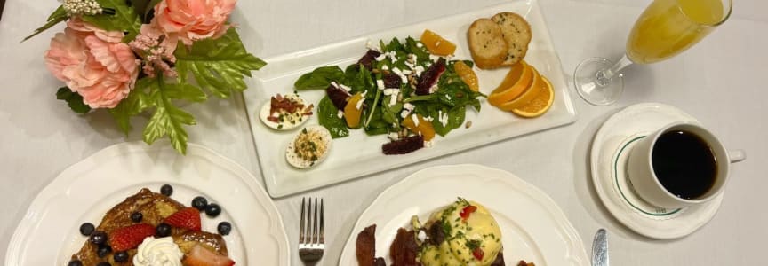 The Austin Club Sunday Brunch