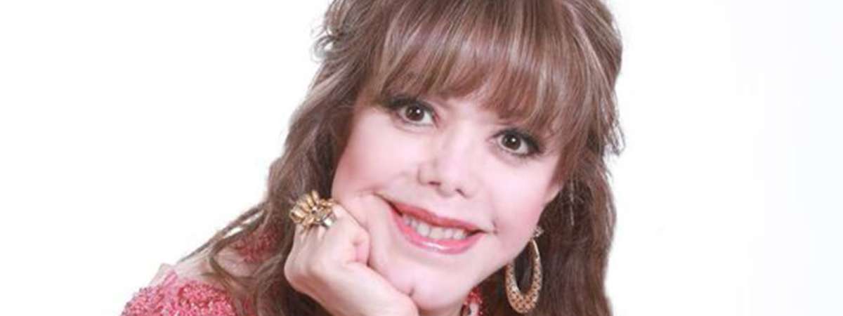 Yolanda del Rio - La Gran Senora de Mexico