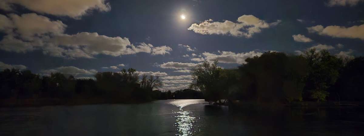 Full Moon Paddle - A Friends Signature Event