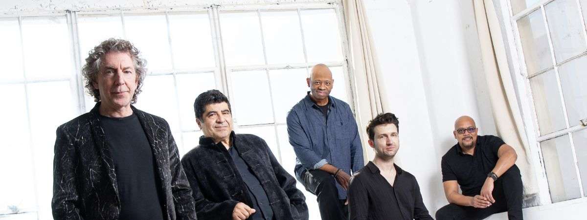 Simon Phillips & Protocol 6