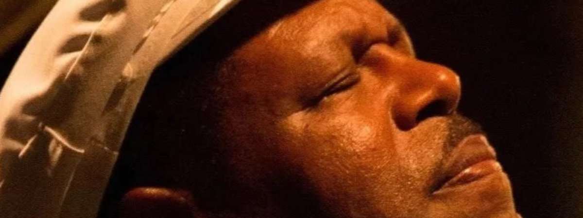 SaRon Crenshaw Acoustic