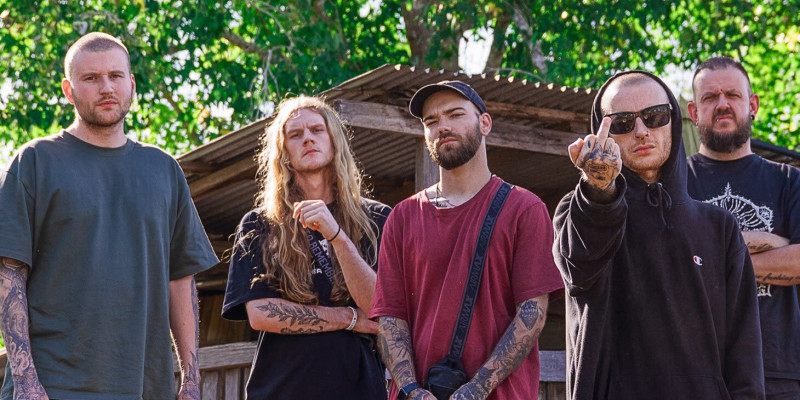 Crown Magnetar + To The Grave - The Sawed Off Suffering Tour