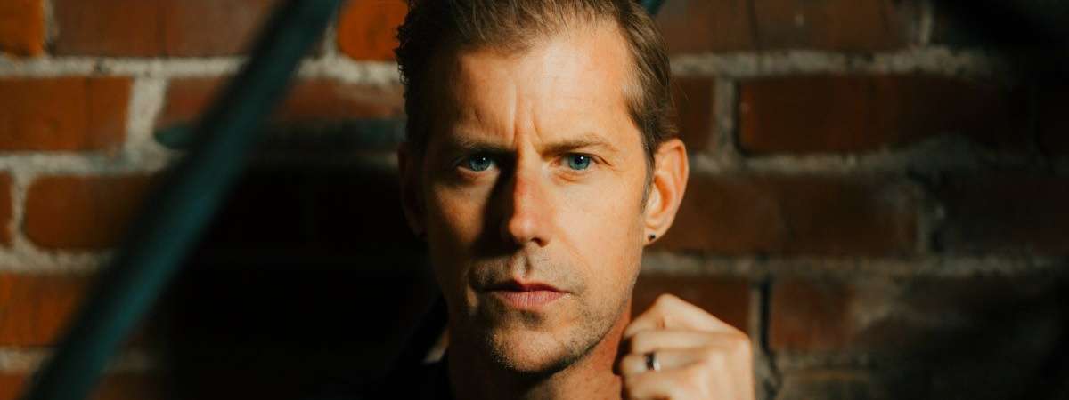 Andrew Mcmahon and His Piano. Featuring Very Special Guest Ivory Layne