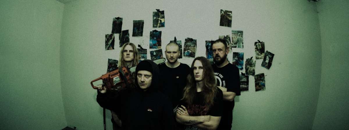 To The Grave + Crown Magnetar - The Sawed Off Suffering Tour