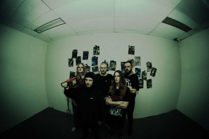 To The Grave + Crown Magnetar - The Sawed Off Suffering Tour