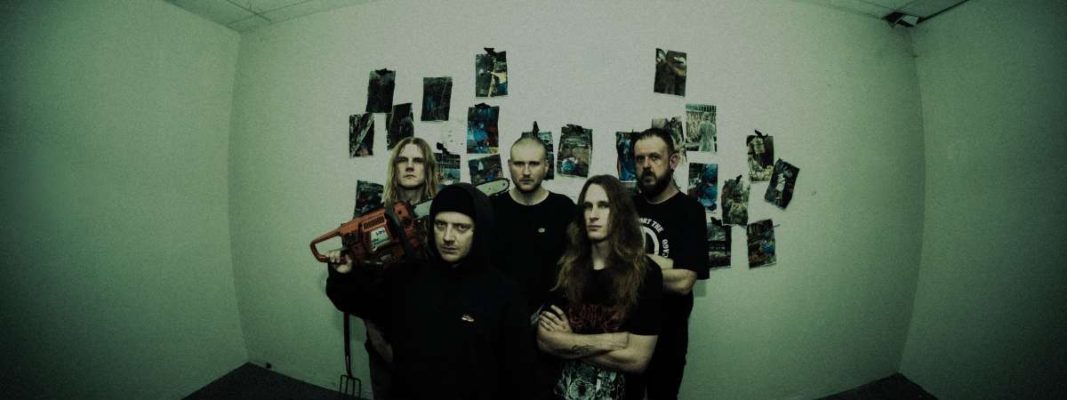 To The Grave + Crown Magnetar - The Sawed Off Suffering Tour
