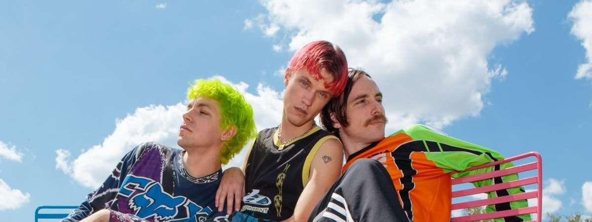 Hot Flash Heat Wave w/ Carpool Tunnel